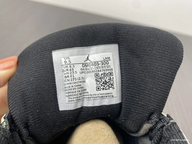 13 Air Single's Retro Jordan DM0803-300 (2021) Day Low 0811